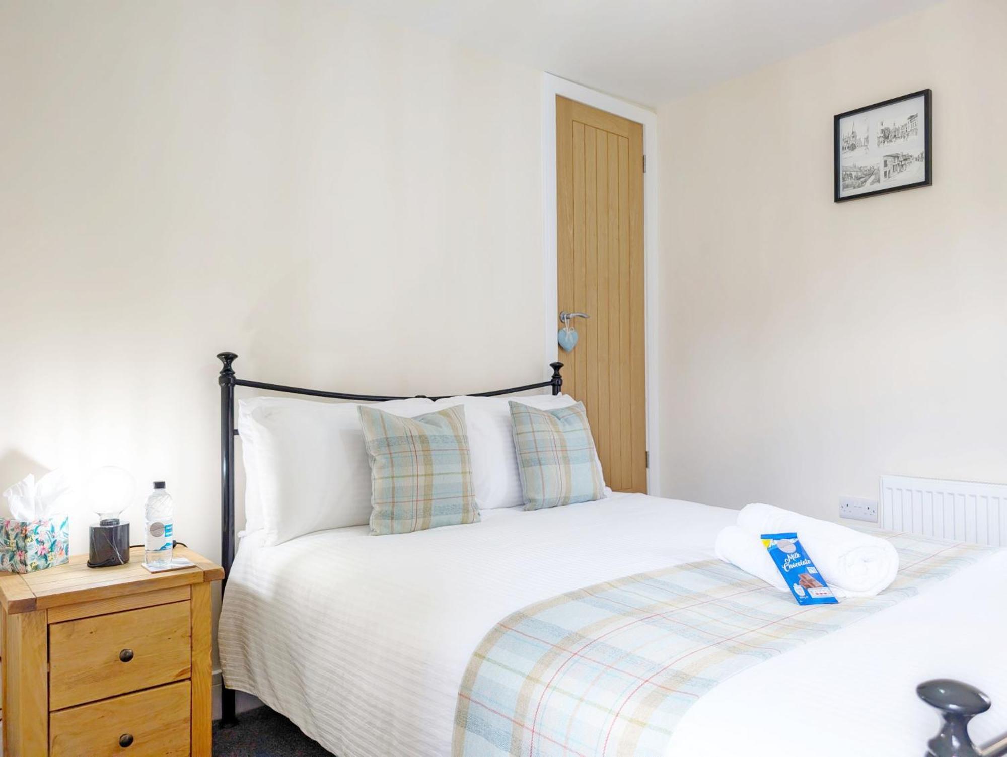 Four Priory Road, Chichester Dış mekan fotoğraf
